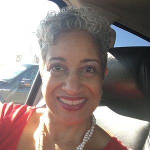 Meet your Posher, Lynne